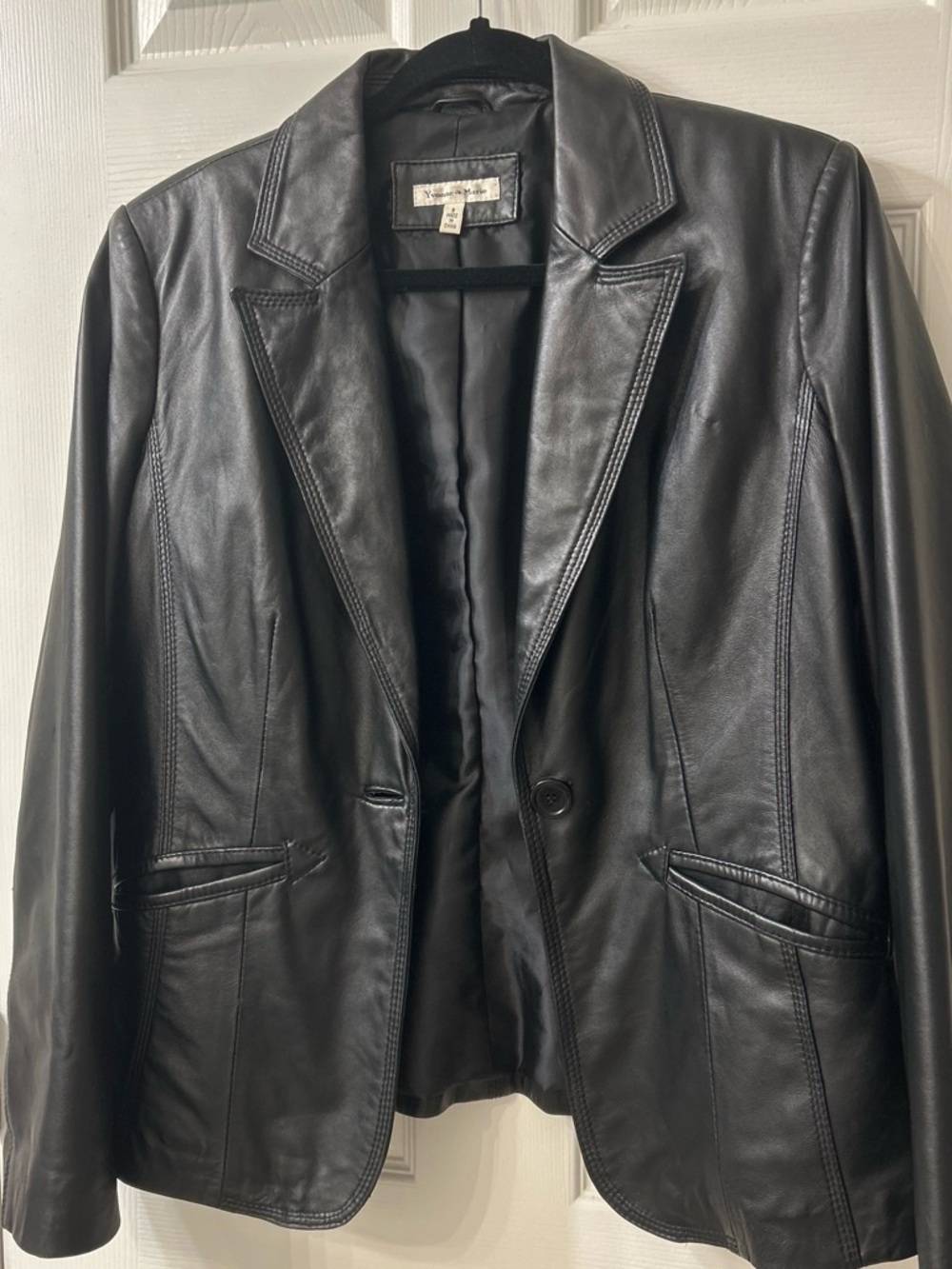 Vintage Women's Black Leather Blazer - Tailored Single-Button Jacket